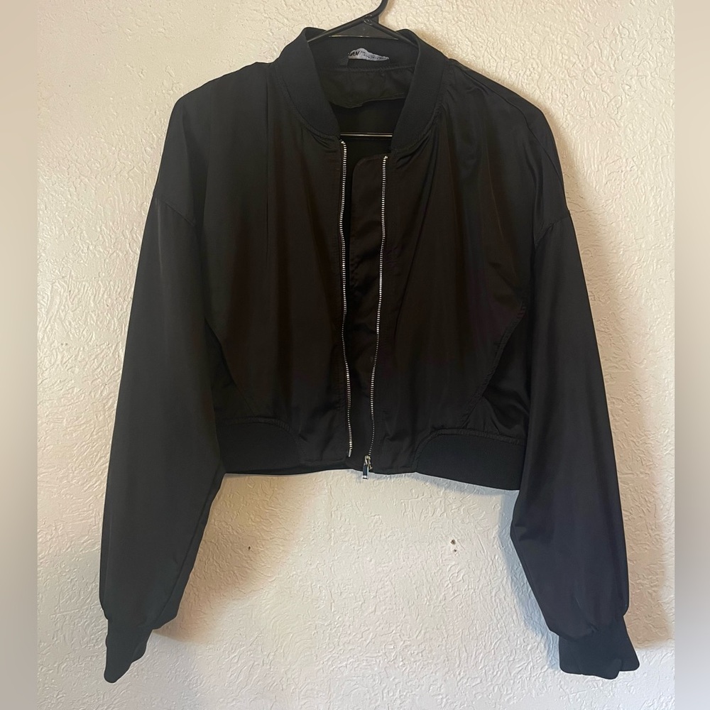 Zara Bomber Jacket with pockets. Size XS